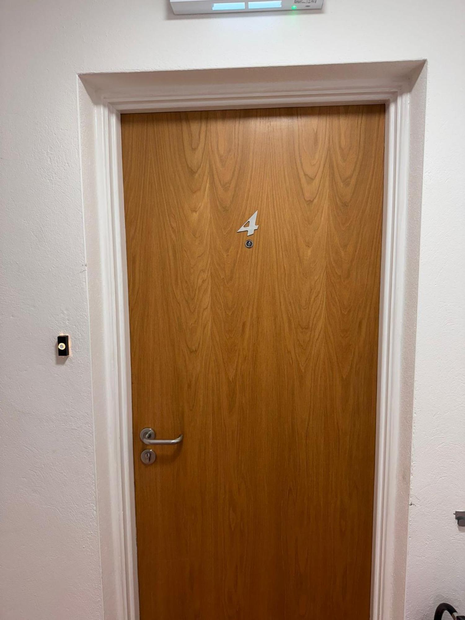 Washington Street Apartment Cork Ngoại thất bức ảnh